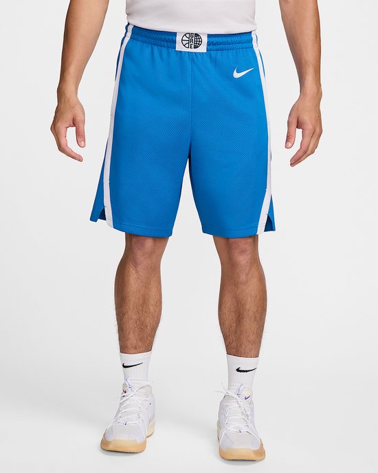 Blauwe basketbalbroek van Nike met witte accenten op de zijkanten en een Nike-logo.