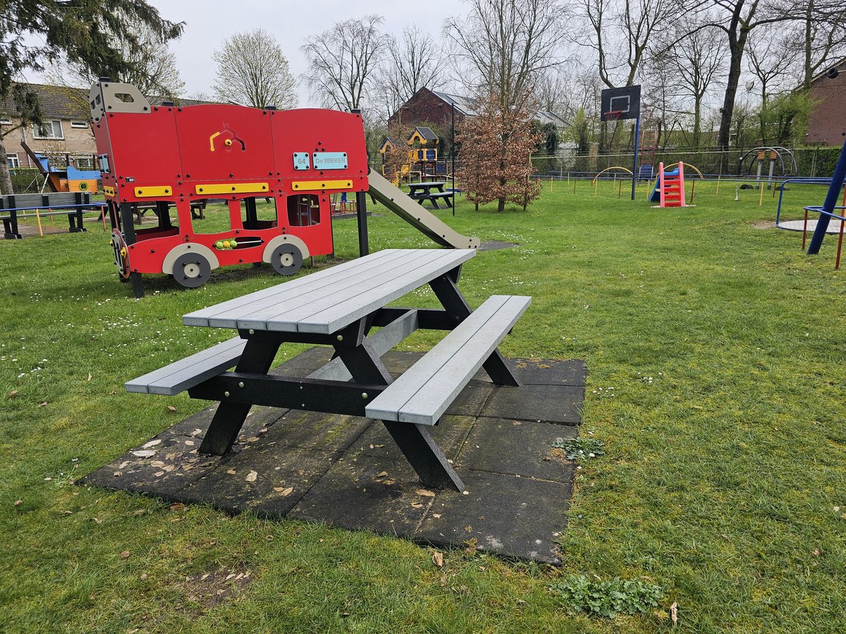 Picknicktafel Ibiza grijs Kunststof 180 cm - 6 Personen - Gerecycled Kunststof Onderhoudsvrij & Weerbestendig