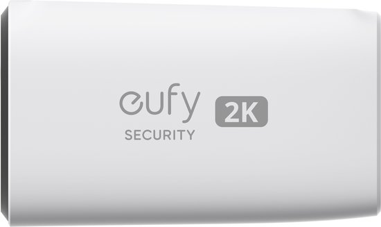 Witte Eufy S220 beveiligingscamera met 'Eufy 2K SECURITY' logo.