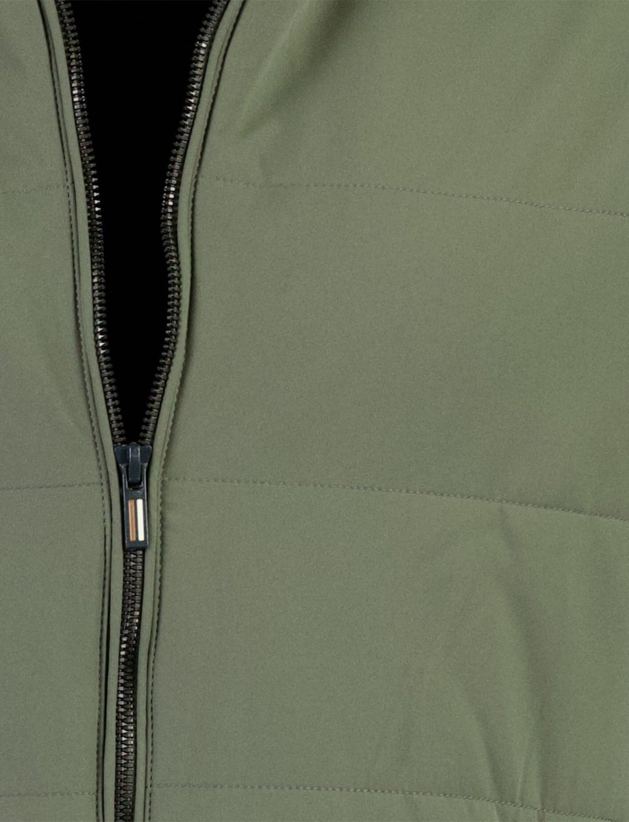 Baileys vest groen