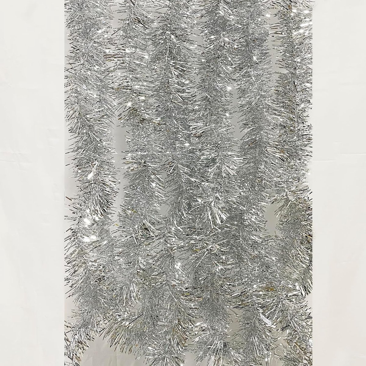6 Stuks Lametta Slingers voor Kerstmis - Glanzende Decoratie voor de Kerstboom, Feestelijke Versiering en Kerstdecoratie in Zilver – foto 5