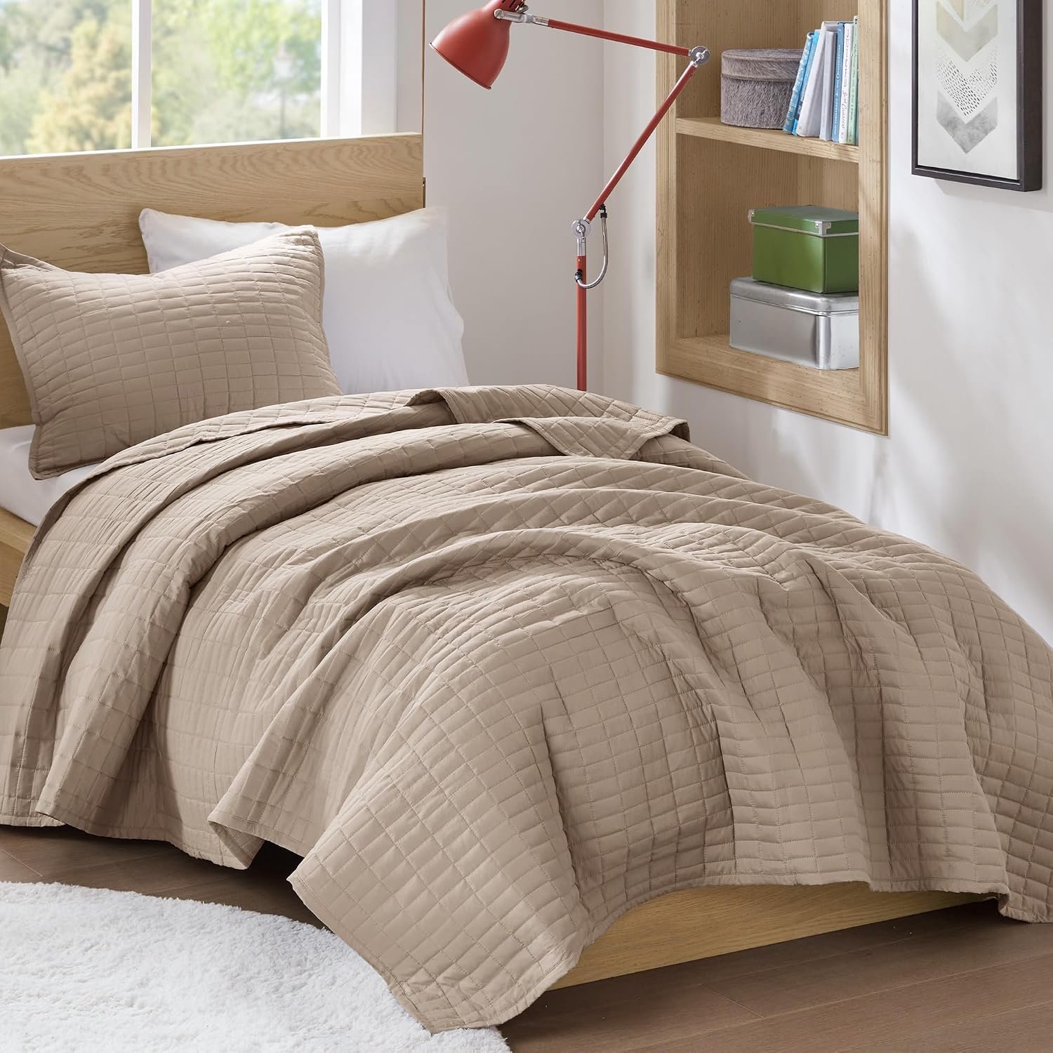 Spaces Kienna Dekbedset - Dubbelzijdig gestikt ontwerp zomerdeken, lichtgewicht, zacht, alle seizoenen beddengoedlaag, bijpassende sham, taupe, sprei twin/twin XL (167,6 x 229,6 cm) 2-delig