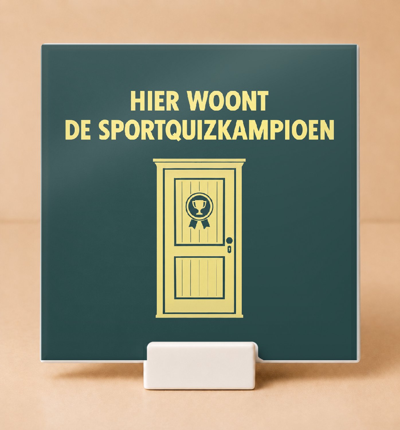 Bedruk King Strakke Sportquizkampioen Tegel – Moderne Typografische Poster voor Sportliefhebbers en Quizfans - 15 x 15 cm met houder Wit