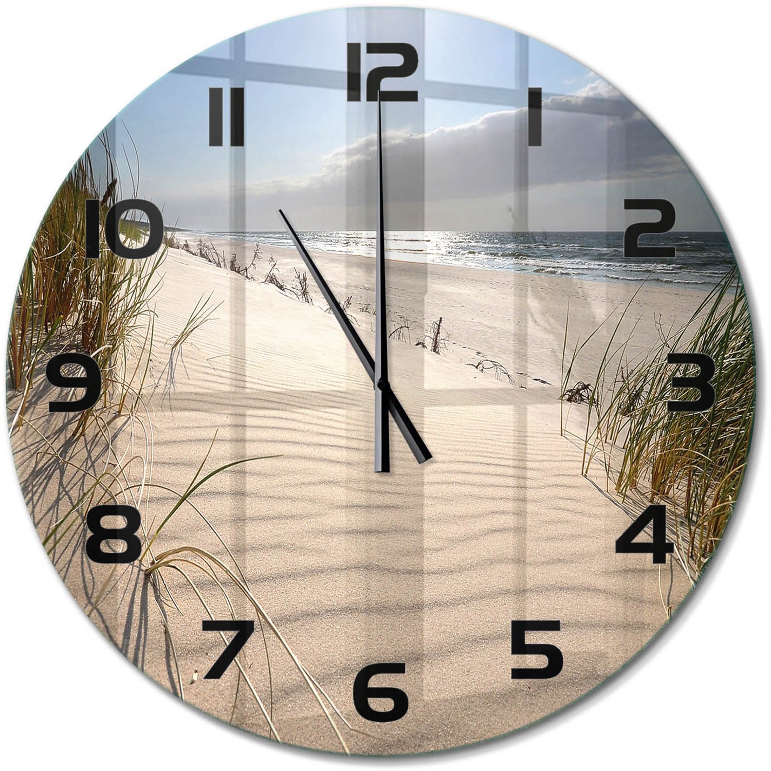 TULUP Wandklok - Mrzeżyno-strand Glazen Klok Met Print - fi60 cm - Beige Wandklok Glas Met Motief - Zwarte handen - Ronde Klok - Wandklok Glas Decoratie - Gekleurde Glazen Klok