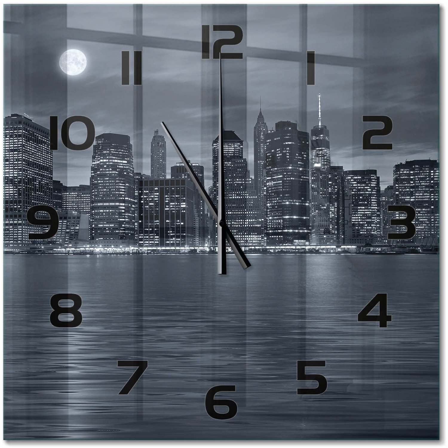 TULUP Wandklok - New York 's nachts Glazen Klok Met Print - 60x60 cm - Zwart-wit Wandklok Glas Met Motief - Zwarte handen - Vierkante Klok - Wandklok Glas Decoratie - Gekleurde Glazen Klok