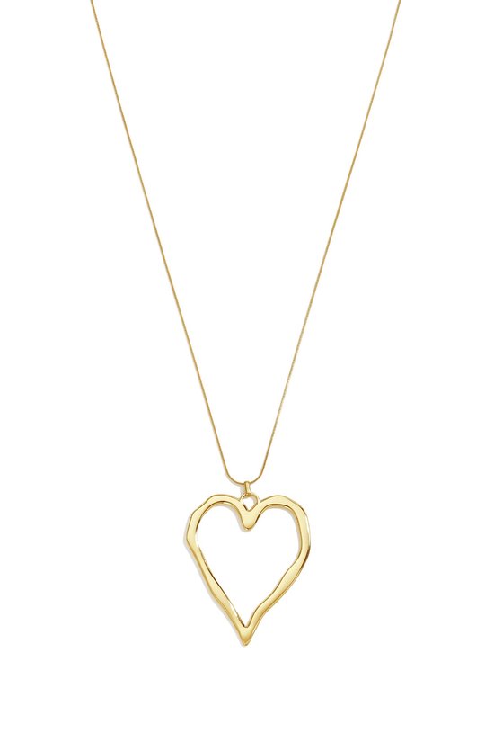 Lange goudkleurige ketting met een organisch, onregelmatig hartvormig hanger.