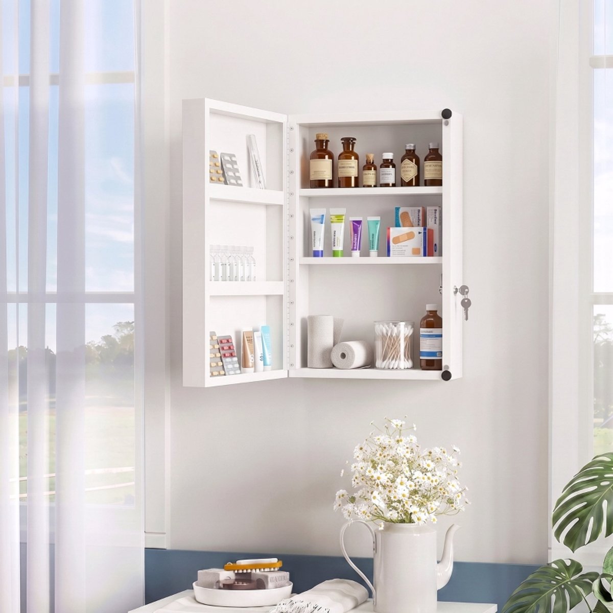 REDOM - Medicijnkast - Afsluitbaar met 2 sleutels - Wandmontage - 6 vakken en 3 deurvakken - Staal - Wit - 40 x 18 x 60 cm