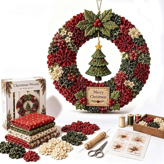 DIY kerstkrans kit met rode, groene en witte bloemen, hulst, bessen, kerstboom en 'Merry Christmas'-bordje. Inclusief stof, draden en gereedschap.