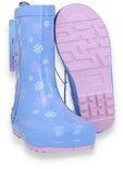 Lichtblauwe Frozen regenlaarzen met Elsa-print en roze sneeuwvlokken, voorzien van een roze profielzool.