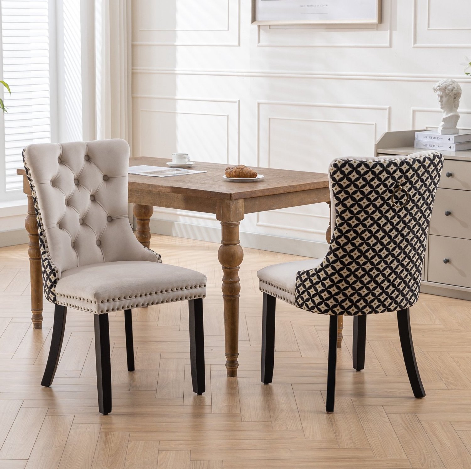 DESMIU Eetkamerstoelen Set van 2 - Gecapitonneerde Rugleuning en Trekring - Voor Eetkamer en Keuken - Fluweel en Hout - Beige en Zwart