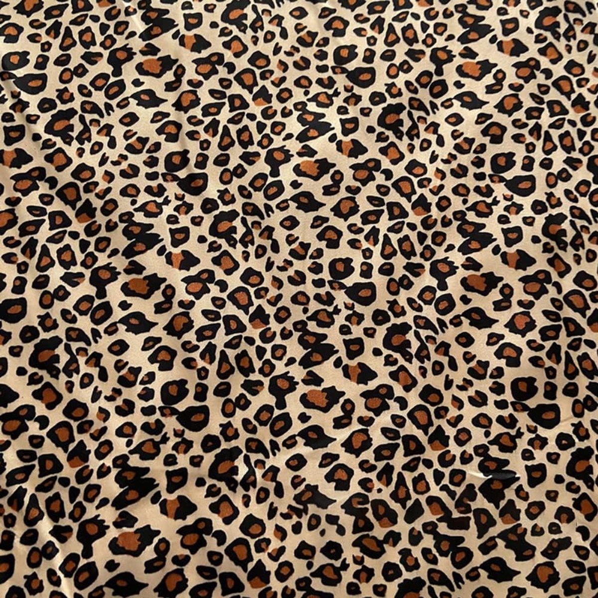 stof,imitatie van dierenvachten,tijgerprint,luipaardpatroon,decoratieve stof,kostuumstof,gordijnstof,kleurrijke satijnen stoffen om te naaie