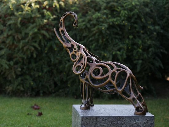 Statue de jardin - sculpture en fil de fer - Éléphant - Bronzartes - 57 cm  de haut | bol