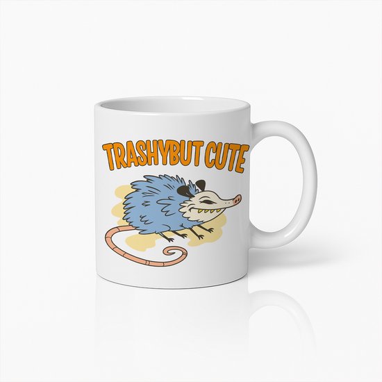 Grappige “Trashy But Cute” Mok 330ml – Schattige Opossum Ontwerp Koffiebeker voor Dierenliefhebbers, Humoristisch Cadeau voor Vrienden & Collega’s