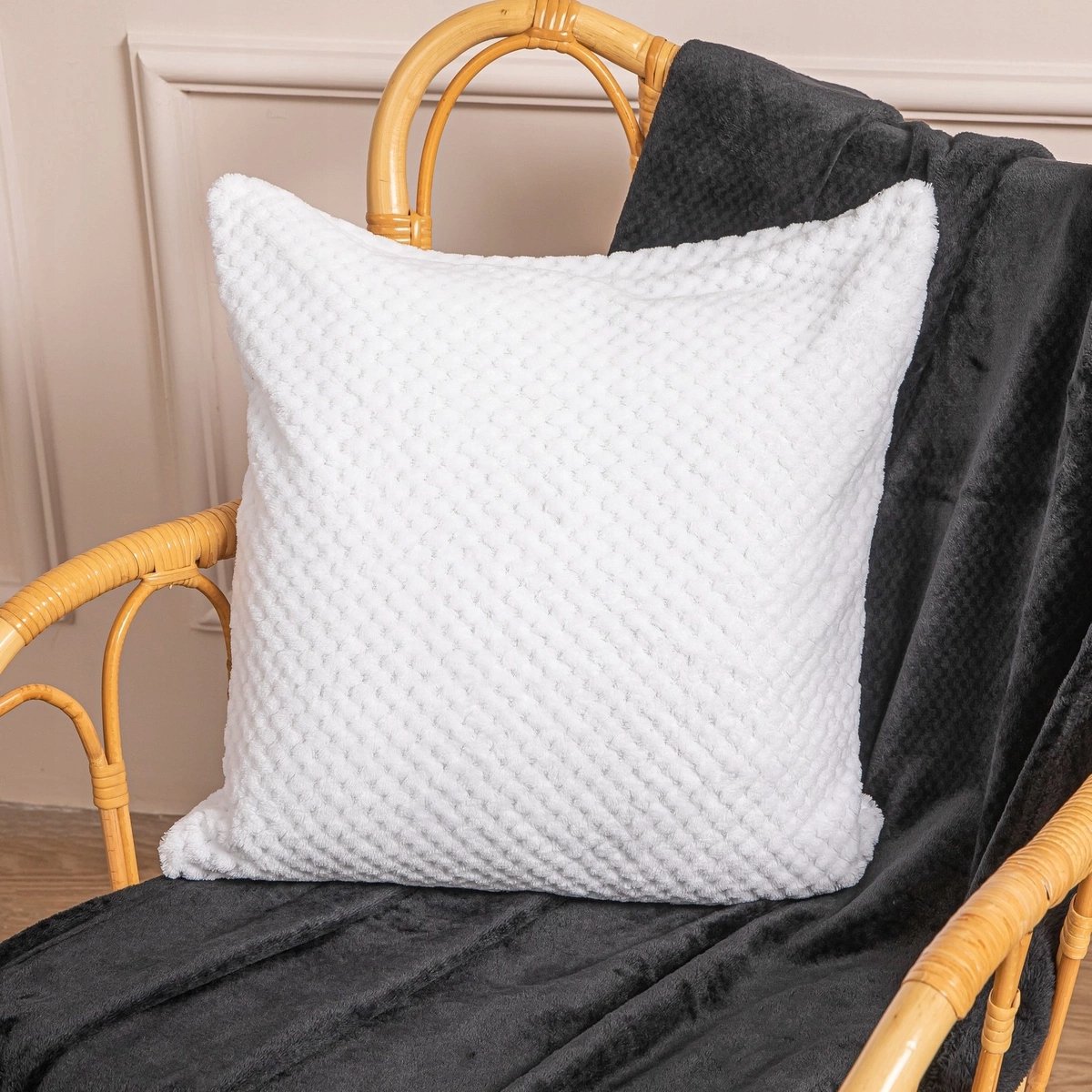 Willy Pluche Dekentje Mikrofiber Zwart 150x200cm - Dubbelzijdig Comfort