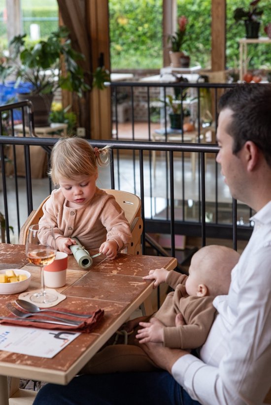 Bébé on the Move - Yummy Mat - Set de table et tapis anti-goutte 2 en 1 - Enroulable et portable - Compatible lave-vaisselle - Anti-poussière - Aspen
