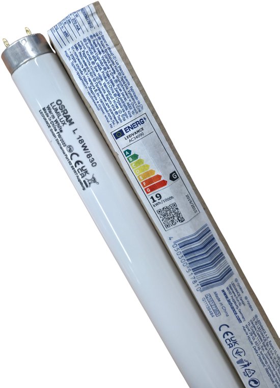 Osram Lumilux T8 18W/630 TL-buis met energielabel G en CE-markering.