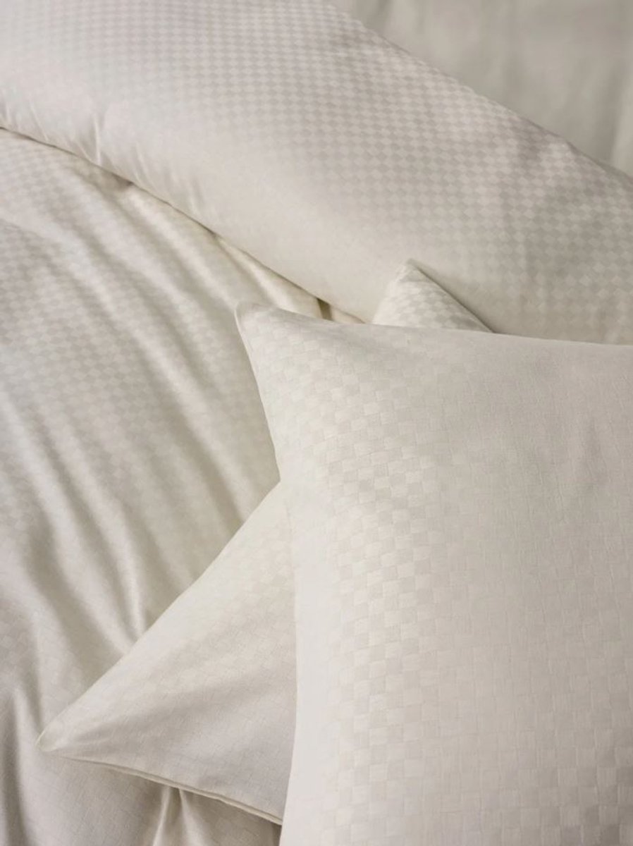 Timeless Collection Duvet Cover Set –
