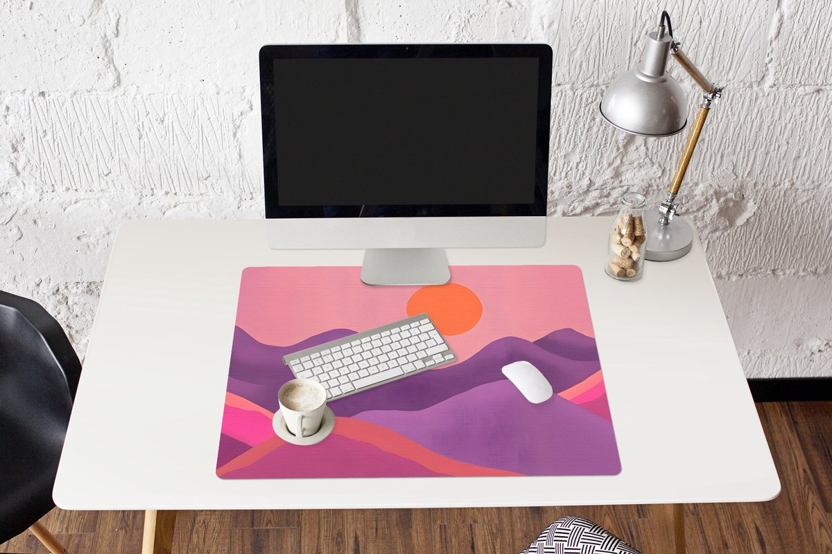 Muismat XXL 80x60 cm - Bureau onderlegger - Bureau mat Zon - Heuvels - Paars - Abstract - Bureaumat - Gaming mousepad xl - Bureaulegger groot - Computer deskmat