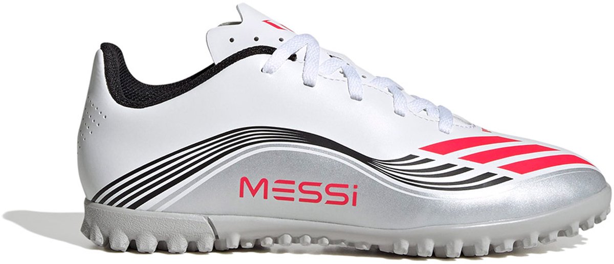 Adidas F50 Messi Club TF voetbalschoenen in wit met roze en zilveren details, maat EU 38, ontworpen voor snelheid.