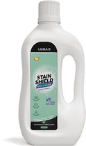 Witte fles Luman Stain Shield Spot Cleaner met etiket. Veilig voor alle stoffen en huid.