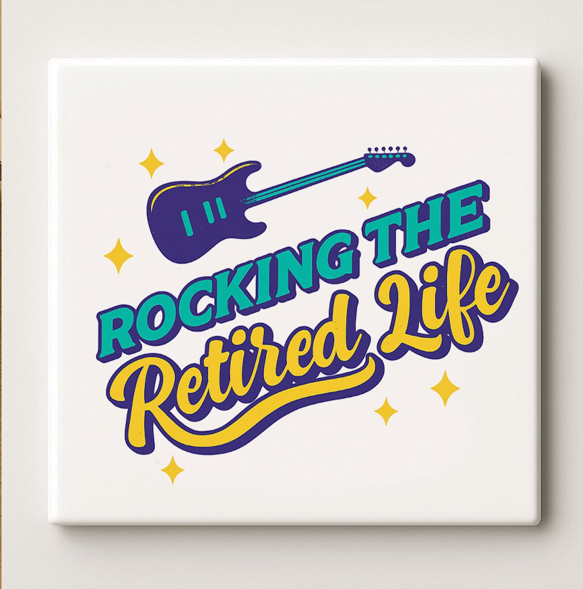 Rocking the Retired Life Tegel 15x15cm – Leuk Pensioencadeau – Gitaarontwerp Keramische Wa