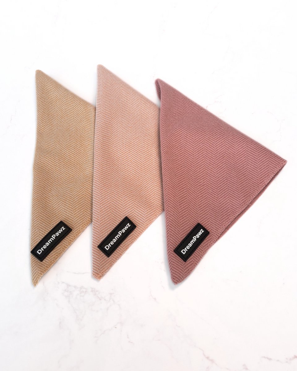 DreamPawz - Bandana Set voor Honden - Hondensjaal - Visgraatmotief - 3 Stuks - Roze & Beige Tinten - Maat L - 40x40x57cm