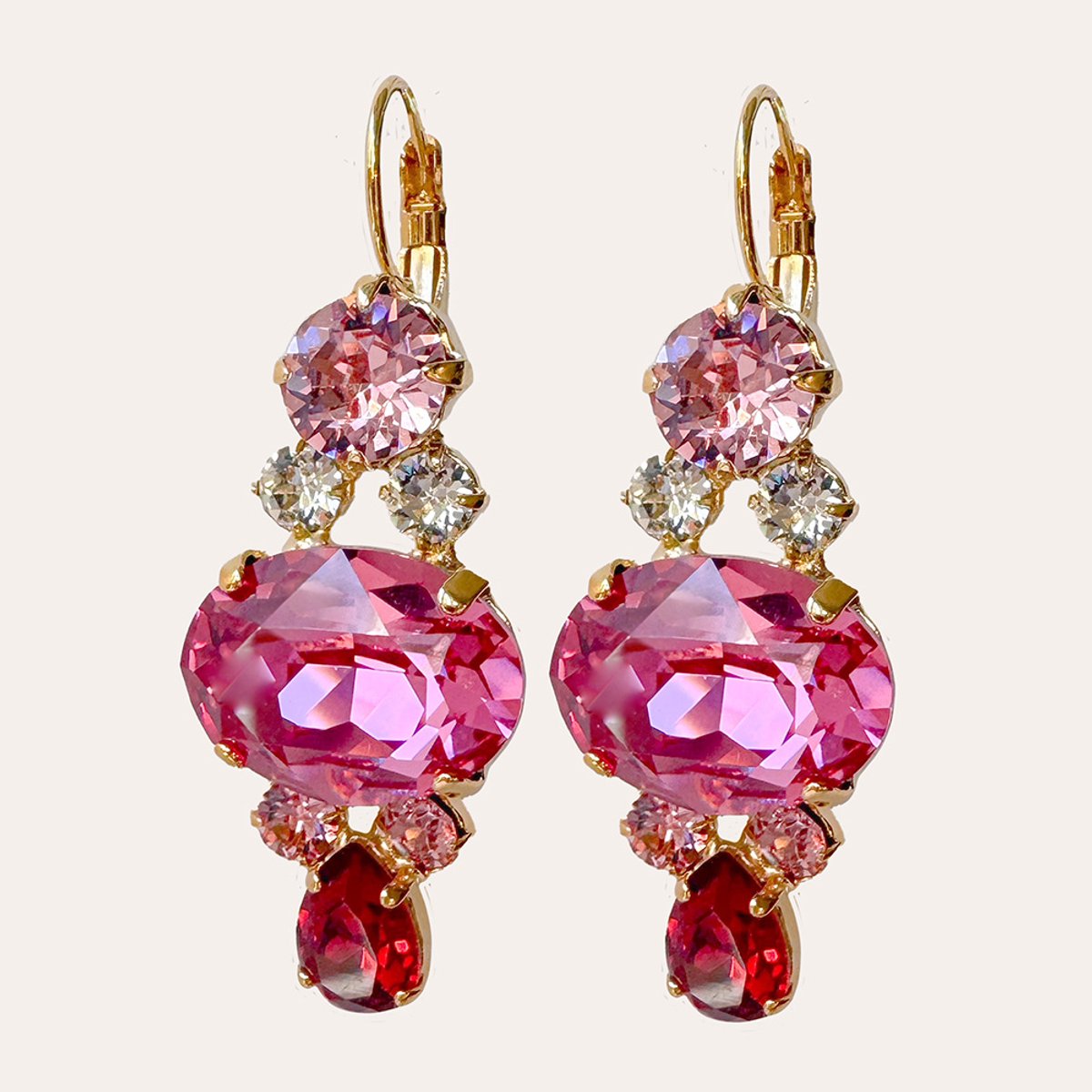 Le Rêve Amsterdam - Oorbellen met roze en rode Swarovski-stenen - gold plated- oorhangers