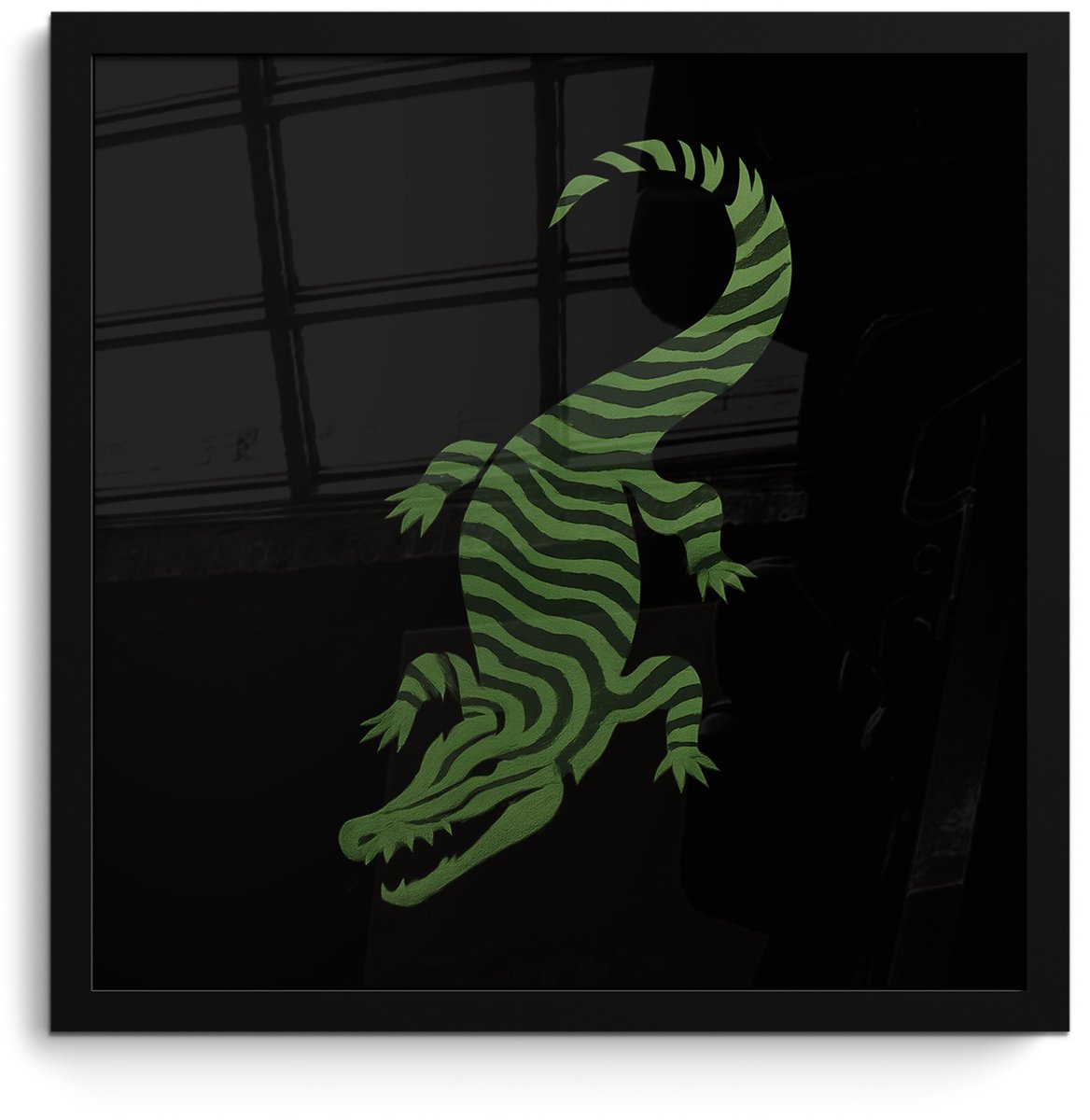 FrameYourWall Poster in lijst - Fotolijst 40x40 cm - Posters - Krokodil - Groen - Tijgerachtig - Strepen - Posterlijst zwart - Decoratie - Wanddecoratie woonkamer - Muurdecoratie slaapkamer Krokodil - Strepen