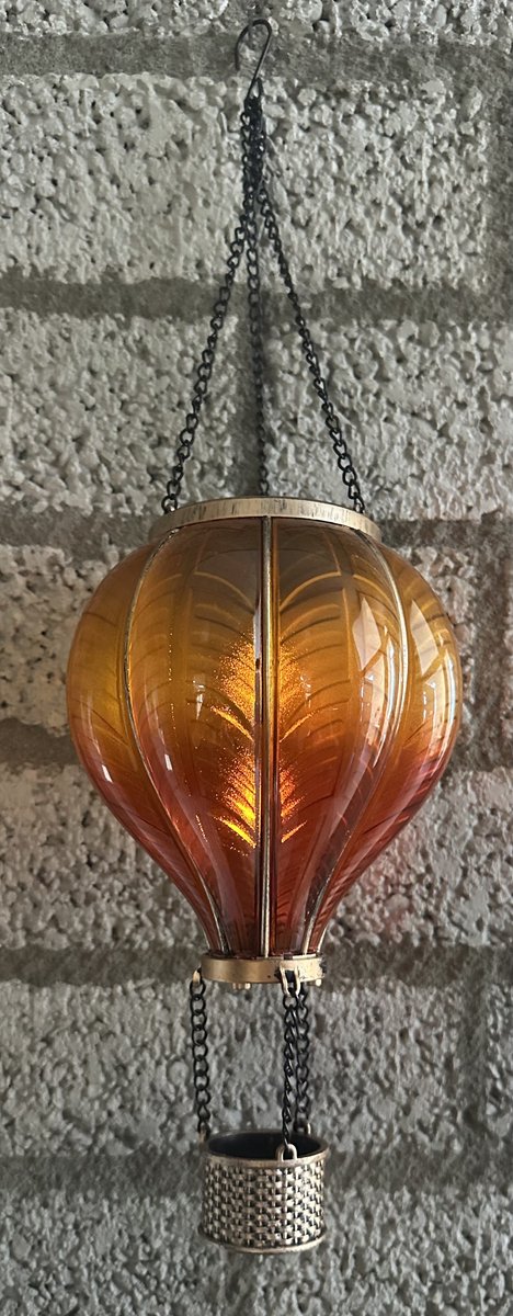 Decoratieve solarlamp luchtballon " met flame LED " - 2 kleuren geel+oranje - kunststof - hangend model - hoogte 37 x dia 11 cm - Tuindecoratie - Tuinverlichting