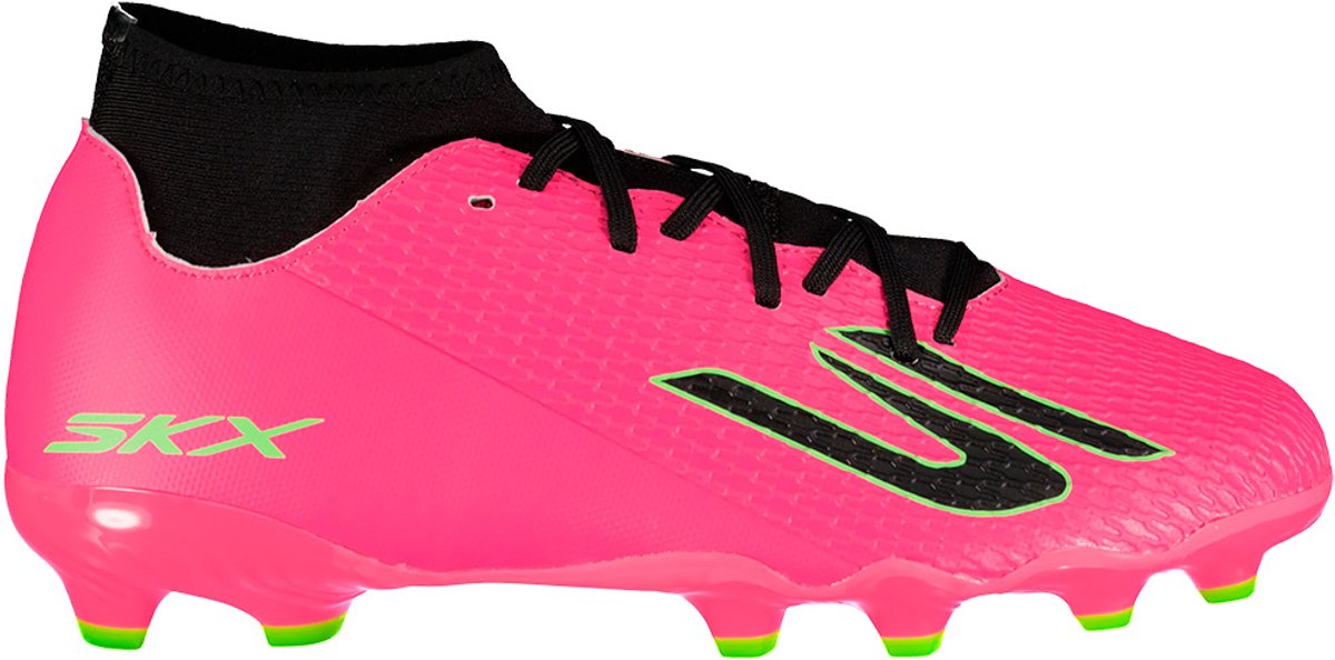 Roze Skechers 252162l Youth FG voetbalschoenen met zwart en groene accenten, ontworpen voor comfort en precisie.