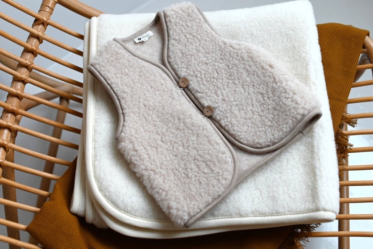 WOLLIES Amsterdam - Wollen Kinder Vest - 100% Merino Wol - 140-146 - Amandel