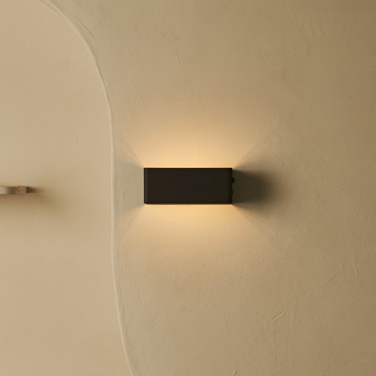 Tavellio Tessa Wandlamp – 20x10 cm – LED – Bruin – Oplaadbaar – Bewegingssensor – Dimbaar – Afstandsbediening