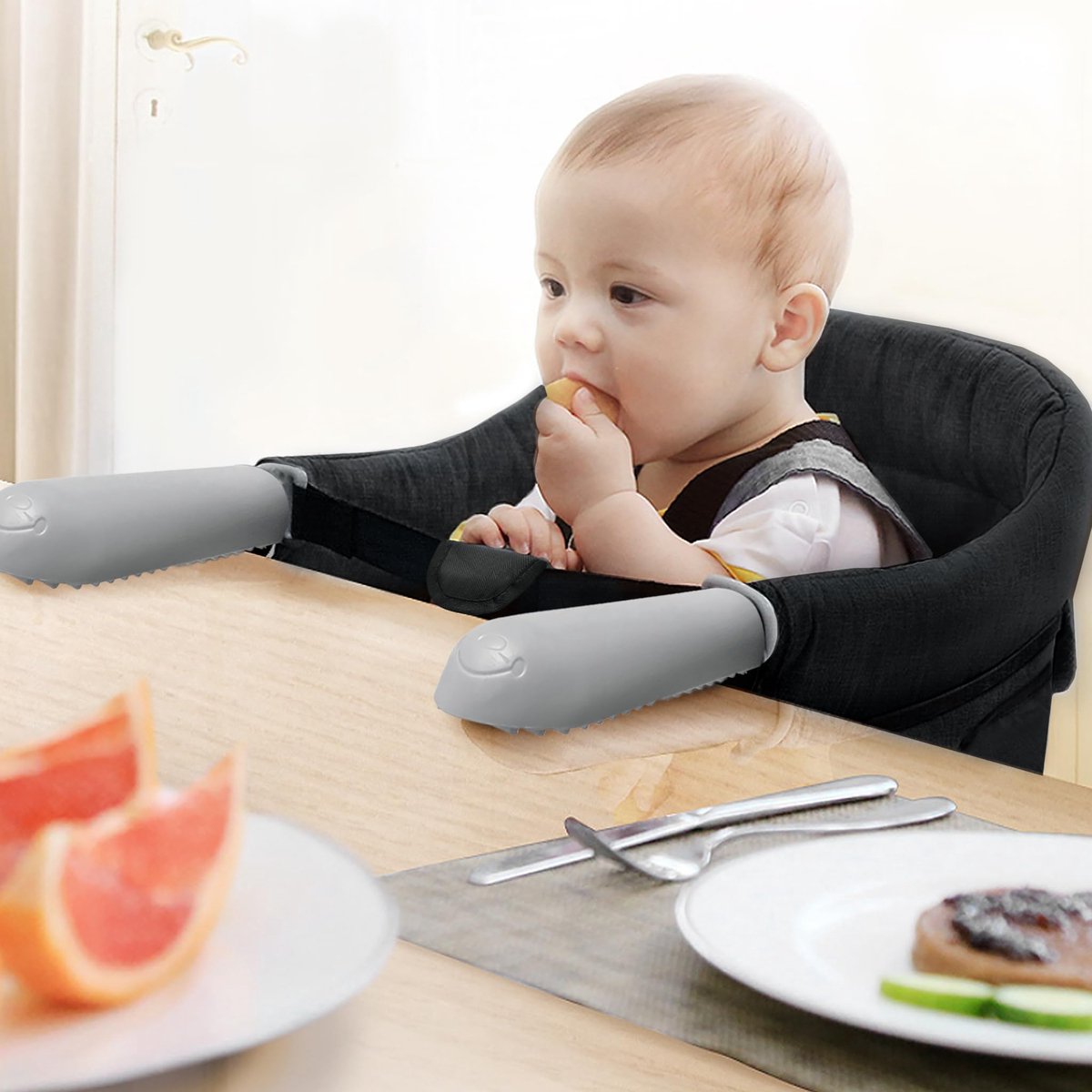 Dutchers® Premium Hangstoel Kind - Inklapbare Eetstoel Baby Voor Aan Tafel - Inklapbaar Kinderstoeltje voor Peuter - Opvouwbare Babystoel - Peuterstoel Kinderstoelen Meegroeistoel Kinder Stoeltje - Tafelhangstoel Zitstoel High Chair Eten – foto 7