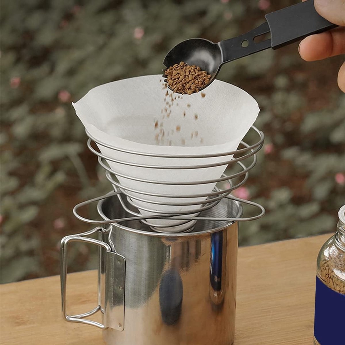 Opvouwbare Koffiefilter houder van RVS 13 cm – Herbruikbare Handfilter – Inklapbare Koffiedripper – Geschikt voor 1–4 Kopjes – Voor Koffiezetten op Reis, op de Camping — cadeau in Kookcadeaus - foto 3