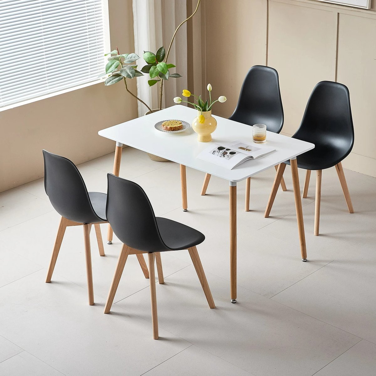 Rechthoekige Eettafelset – Inclusief 4 Eetkamerstoelen – Scandinavische Stijl – Houten Poten – Tafel en Stoelen Voor Woonkamer, Eetkamer & Keuken – Zwart