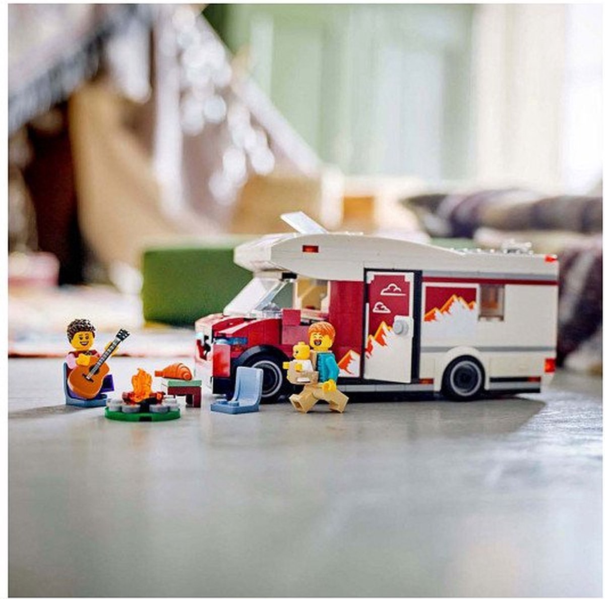 LEGO City Avontuurlijke camper voertuigset - 60454 — afbeelding 17