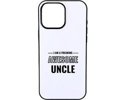 Hacebo® - I am a freaking awesome uncle telefoonhoesje - de meest geweldigste oom - telefoonhoesjes - verjaardagscadeau - verjaardag - cadeau - cadeautje voor oom - oom artikelen - kado - hoesje geschikt voor iPhone 16 Pro Max