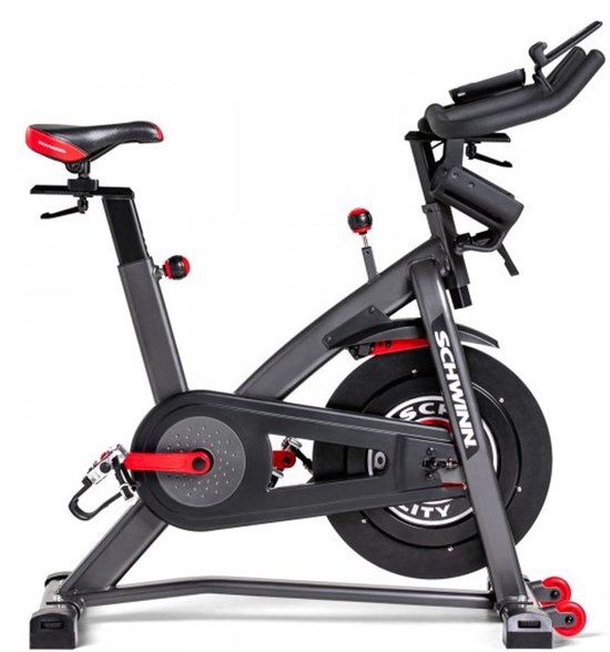 Schwinn IC8 Indoorfietsen met Zwift