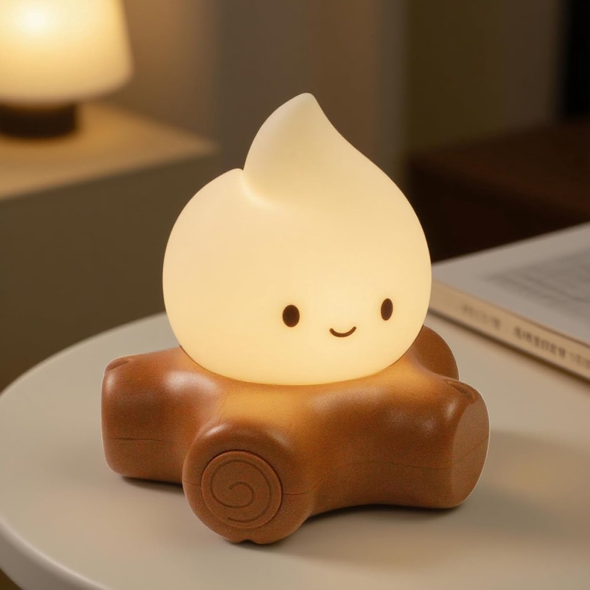 Daity Schattig nep-kampvuurlampje met witte ruis - 5 rustgevende geluiden en flikkerend vlamlicht - oplaadbaar - draagbaar nachtlampje om te slapen - te ontspannen - als kampeerdecoratie en als cadeau (versie met witte ruis)