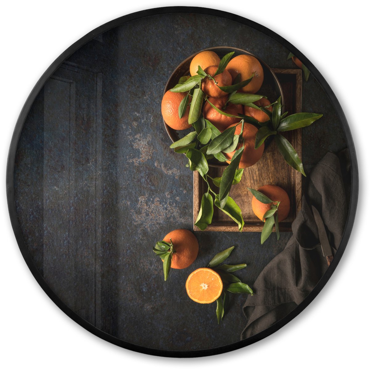 FrameYourWall Poster in lijst Rond - Fotolijst 60x60 cm - Posters - Sinaasappels - Bladeren - Oranje - Stilleven - Ronde posterlijst zwart - Decoratie - Wanddecoratie woonkamer - Muurdecoratie slaapkamer Multicolor