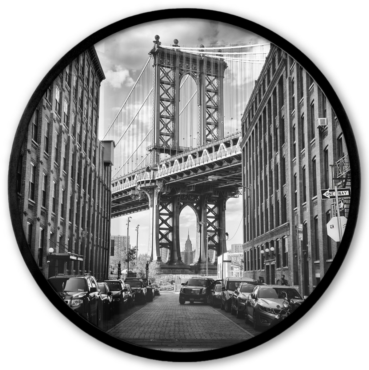 FrameYourWall Poster in lijst Rond - Fotolijst 40x40 cm - Posters - Straat - Brug - Amerika - Zwart wit - Ronde posterlijst zwart - Decoratie - Wanddecoratie woonkamer - Muurdecoratie slaapkamer New York - Brooklyn Bridge - Close Up