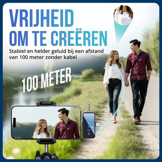 Couple avec microphone, couple se promenant, téléphone avec microphone