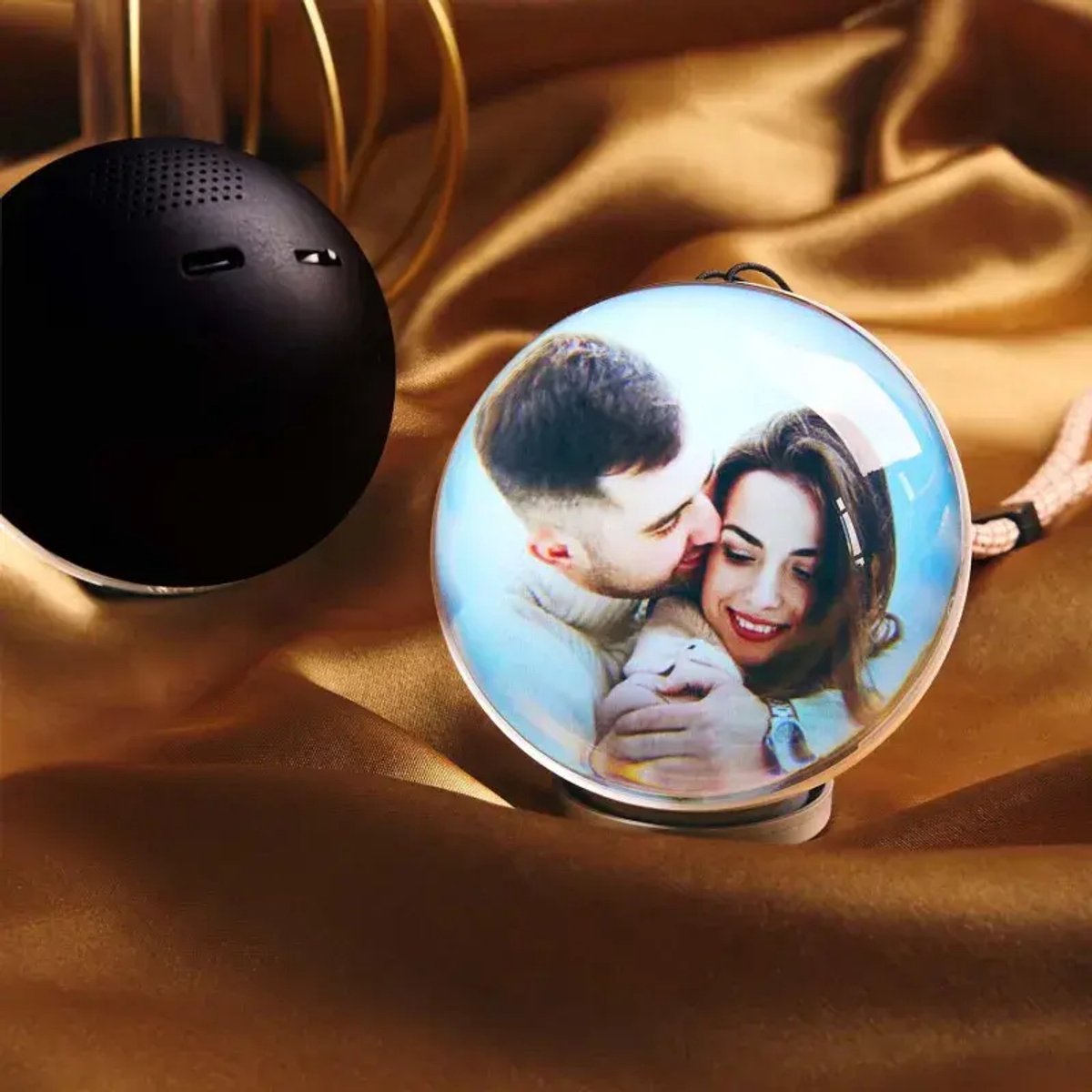 Glass Video Globe – Oplaadbare Videobol met Scherm – Zwart – 4GB – Cadeau met Foto & Video – Voor Valentijn, Verjaardag of Kerst