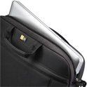 Zwarte Case Logic laptoptas met ritssluiting, half geopend met een zilveren laptop erin.