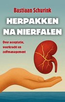 Boek "Herpakken na nierfalen". Rode nier op een hand, met tekst "Over acceptatie, veerkracht en zelfmanagement".