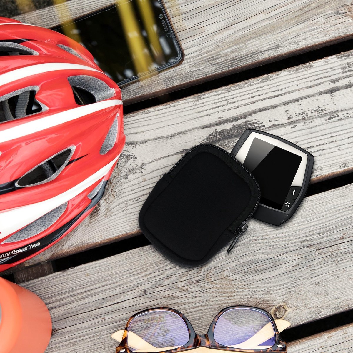 kwmobile hoesje voor e-bike display - Waterdichte display cover elektrische fiets - Van neopreen in zwart – foto 2