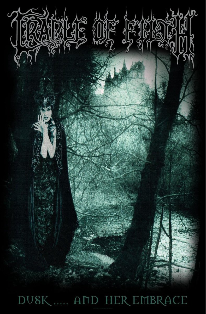 Rock Off Cradle Of Filth Textiel Poster Flag Dusk And Her Embrace Multicolours