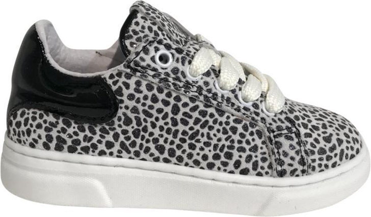 Pinocchio P1756 meisjes schoen giraf maat 26 - Schoenen.nl