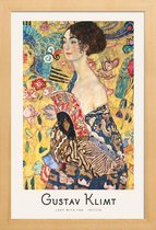 JUNIQE - Poster met houten lijst Klimt - Lady with Fan -13x18