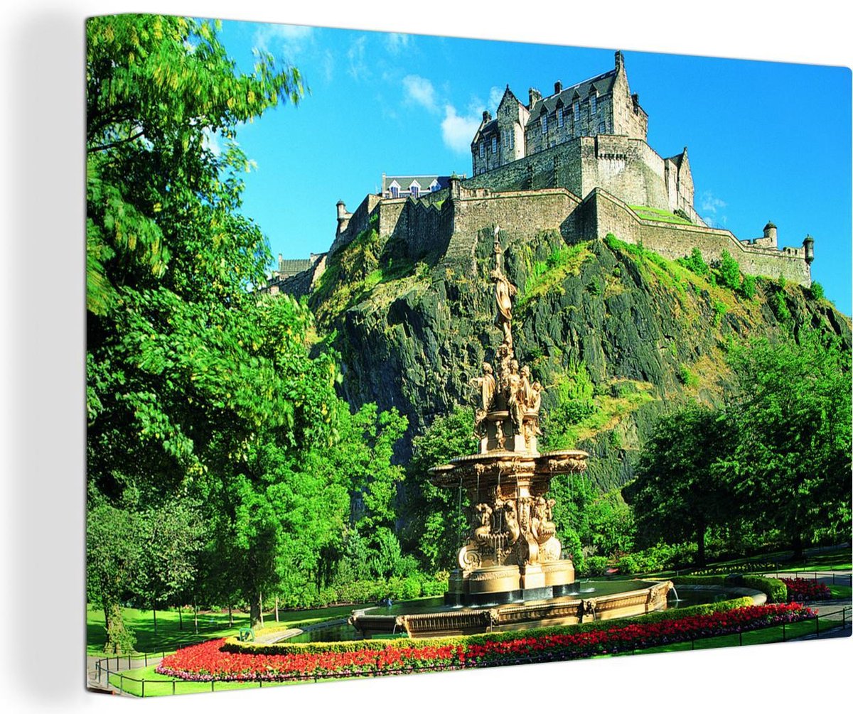 Canvas schilderij 60x40 cm - Wanddecoratie Kasteel van Edinburgh en fontein in Schotland -